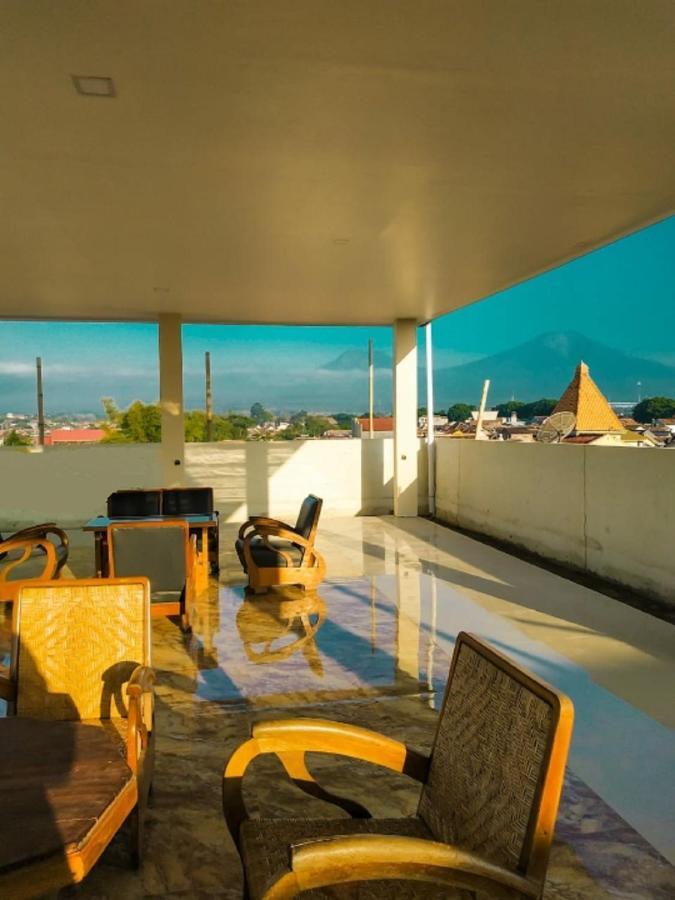 Bluefire Homestay Syariah Banyuwangi  Kültér fotó