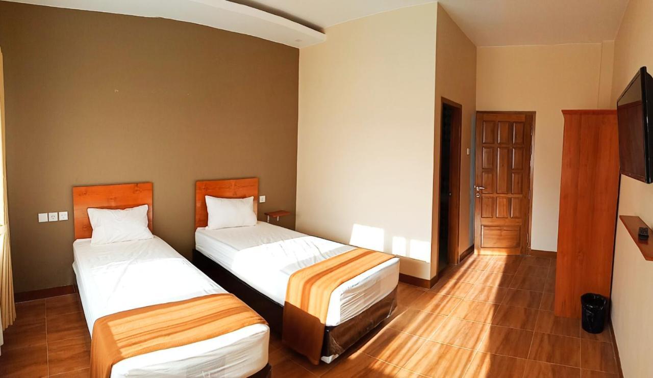 Bluefire Homestay Syariah Banyuwangi  Kültér fotó